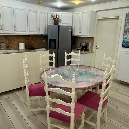 Spacious In Argolida Greece Appartamento